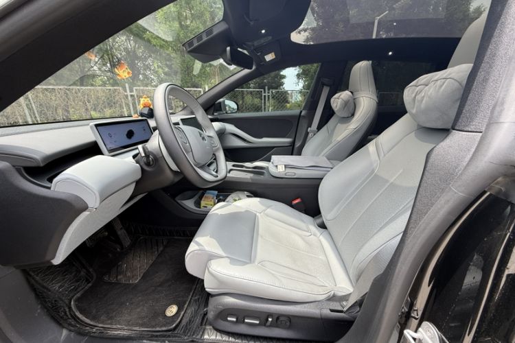 Used Nio ET5T 2024 75kWh Touring Left Front Seat