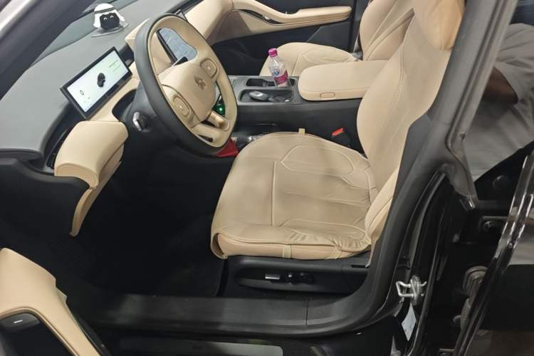 Used Nio ET5T 2024 75kWh Touring Left Front Seat