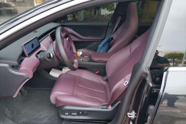 Used Nio ET5T 2024 75kWh Touring Left Front Seat
