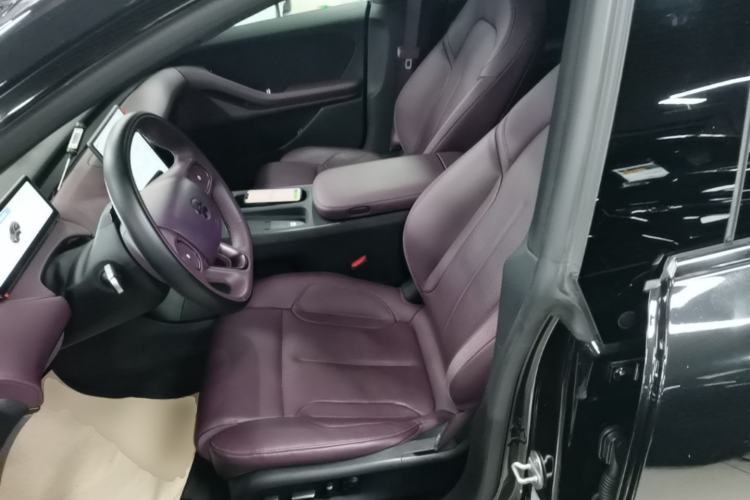 Used Nio ET5T 2024 75kWh Touring Left Front Seat