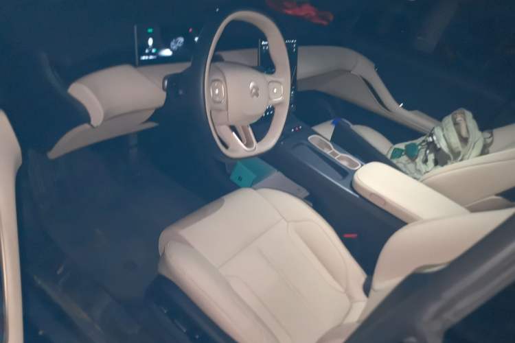 Used Nio ET5T 2024 75kWh Touring Left Front Seat