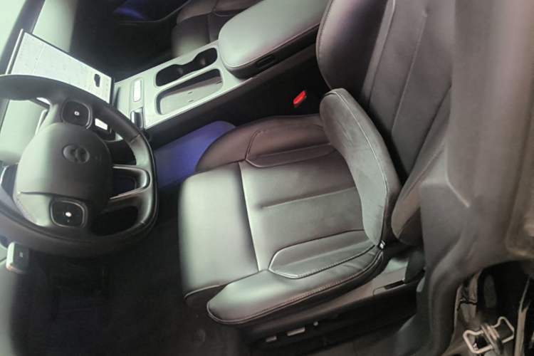 Used Nio ET5T 2024 75kWh Touring Left Front Seat
