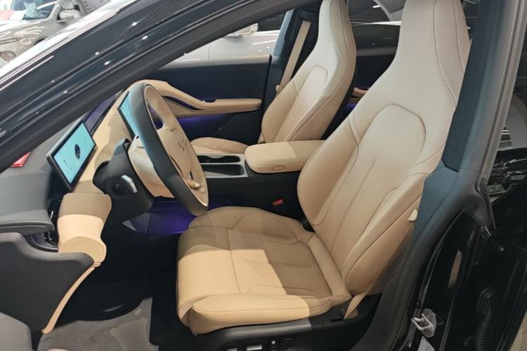 Used Nio ET5T 2024 75kWh Touring Left Front Seat