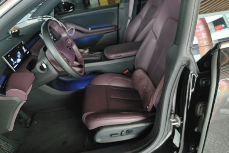 Used Nio ET5T 2024 75kWh Touring Left Front Seat