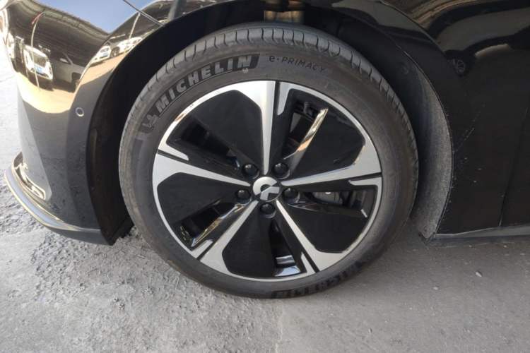 Used Nio ET5T 2024 75kWh Touring Left Front Wheel Hub