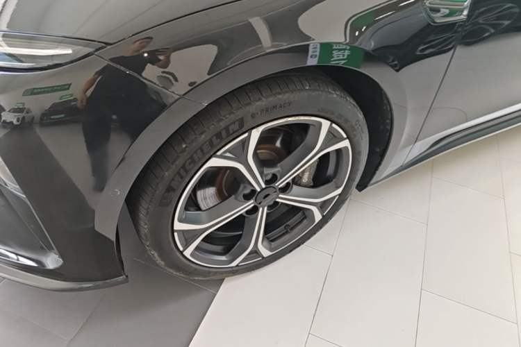 Used Nio ET5T 2024 75kWh Touring Left Front Wheel Hub