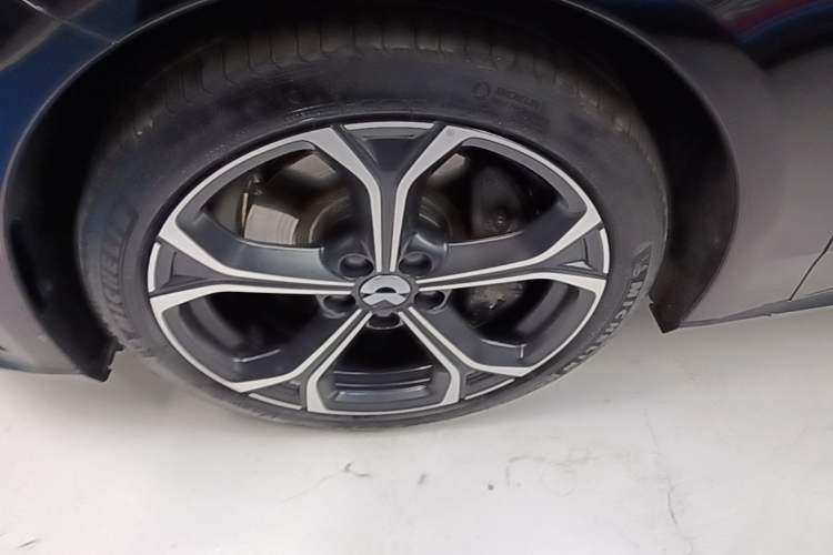 Used Nio ET5T 2024 75kWh Touring Left Front Wheel Hub