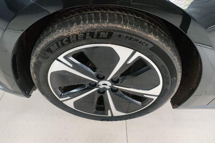 Used Nio ET5T 2024 75kWh Touring Left Front Wheel Hub