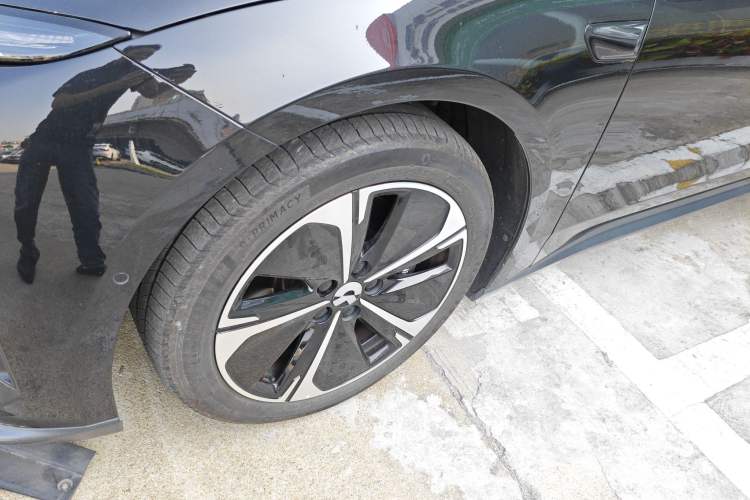 Used Nio ET5T 2024 75kWh Touring Left Front Wheel Hub