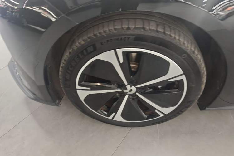 Used Nio ET5T 2024 75kWh Touring Left Front Wheel Hub