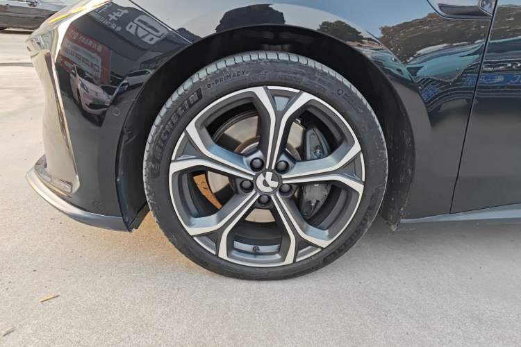 Used Nio ET5T 2024 75kWh Touring Left Front Wheel Hub