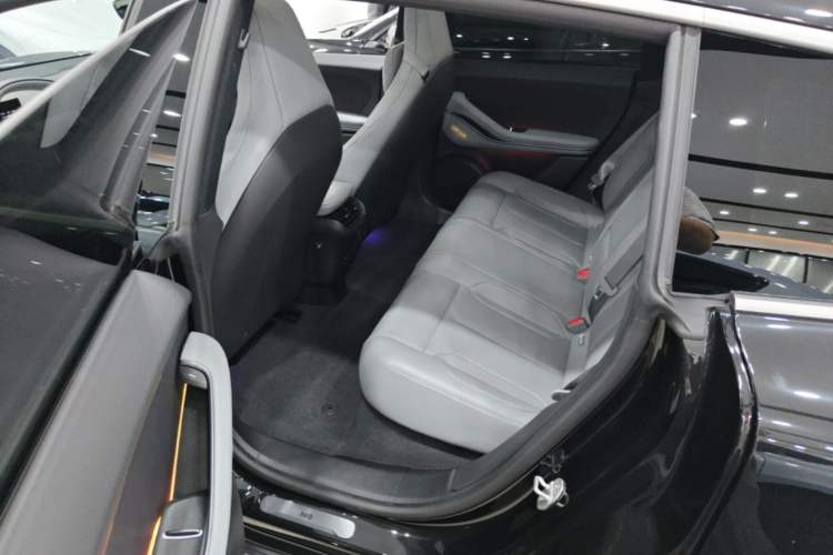 Used Nio ET5T 2024 75kWh Touring Left Rear Seat
