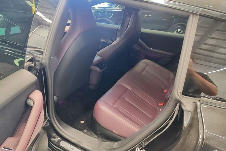 Used Nio ET5T 2024 75kWh Touring Left Rear Seat