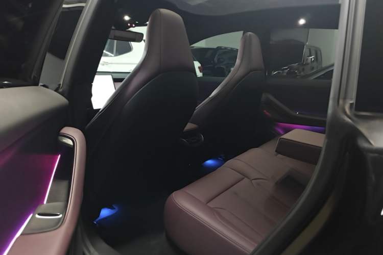Used Nio ET5T 2024 75kWh Touring Left Rear Seat