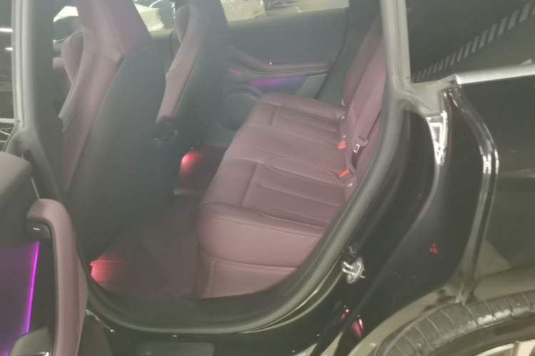 Used Nio ET5T 2024 75kWh Touring Left Rear Seat