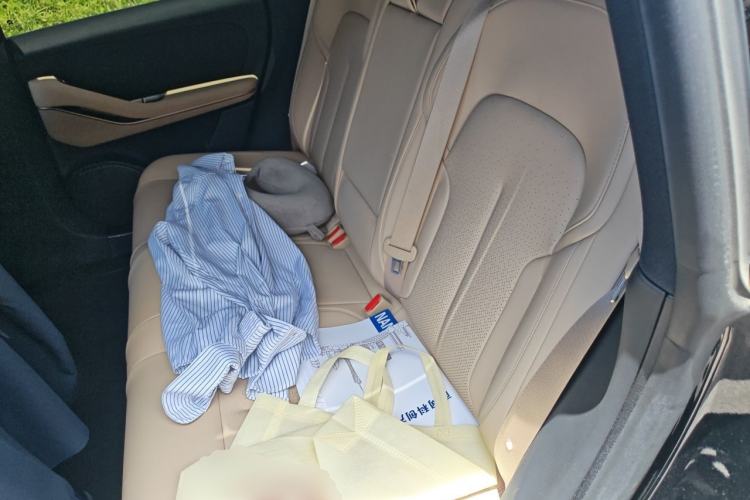 Used Nio ET5T 2024 75kWh Touring Left Rear Seat
