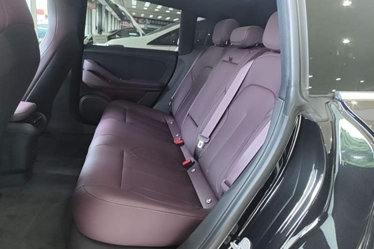 Used Nio ET5T 2024 75kWh Touring Left Rear Seat
