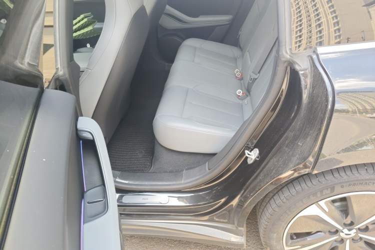 Used Nio ET5T 2024 75kWh Touring Left Rear Seat