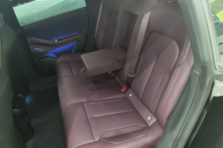 Used Nio ET5T 2024 75kWh Touring Left Rear Seat