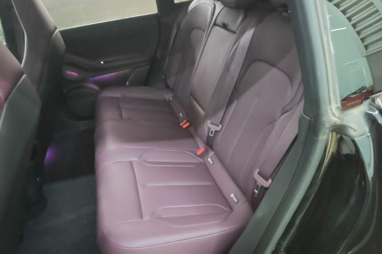 Used Nio ET5T 2024 75kWh Touring Left Rear Seat