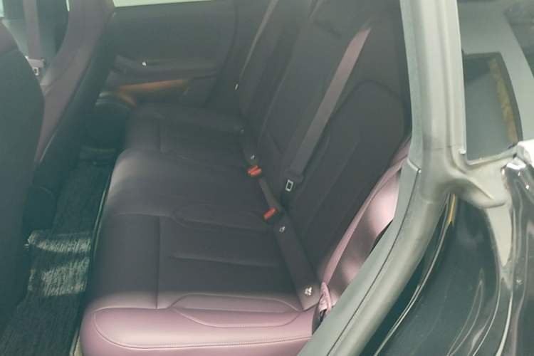 Used Nio ET5T 2024 75kWh Touring Left Rear Seat