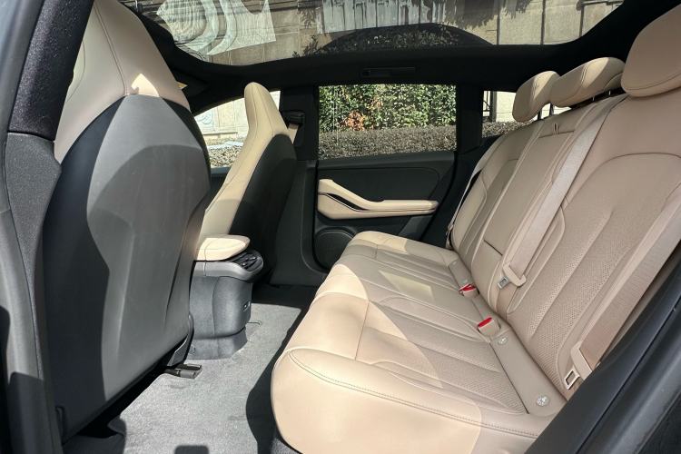 Used Nio ET5T 2024 75kWh Touring Left Rear Seat