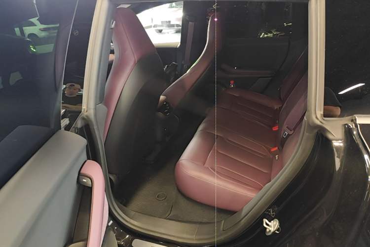 Used Nio ET5T 2024 75kWh Touring Left Rear Seat