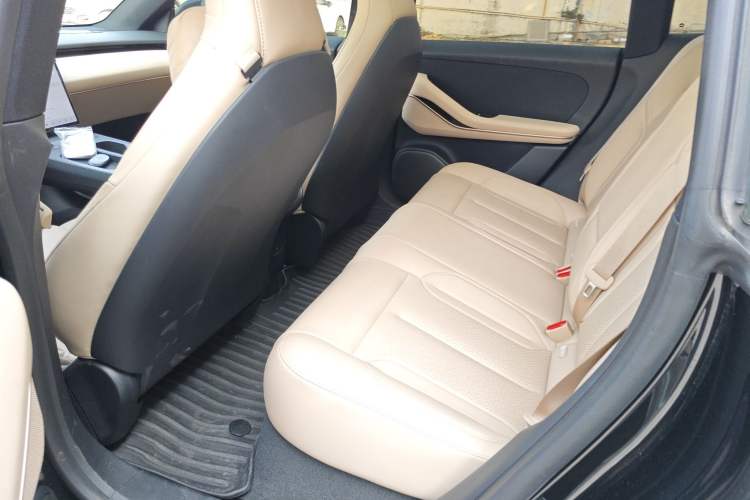 Used Nio ET5T 2024 75kWh Touring Left Rear Seat