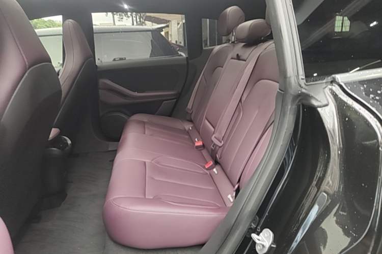 Used Nio ET5T 2024 75kWh Touring Left Rear Seat