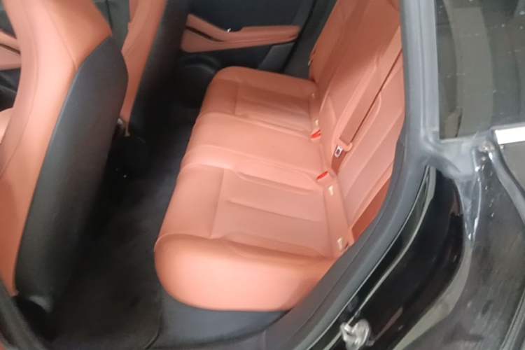 Used Nio ET5T 2024 75kWh Touring Left Rear Seat