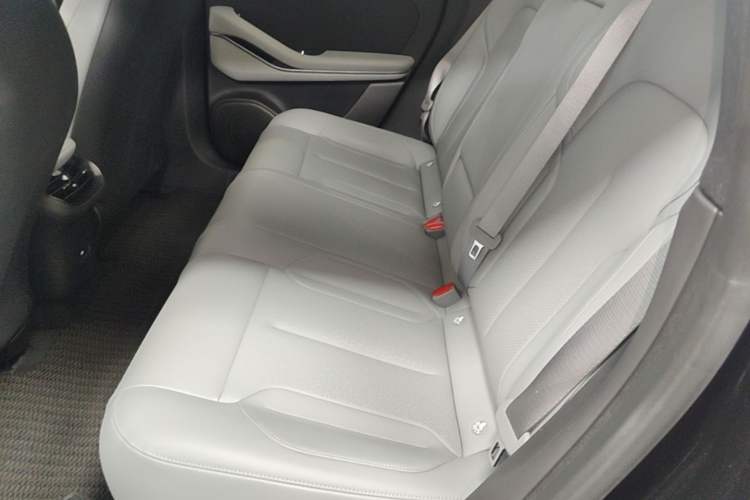 Used Nio ET5T 2024 75kWh Touring Left Rear Seat
