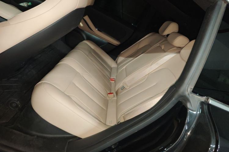 Used Nio ET5T 2024 75kWh Touring Left Rear Seat