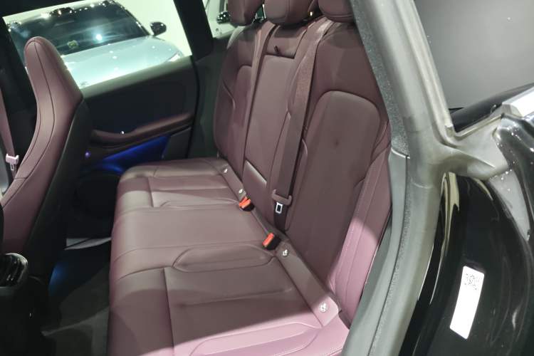 Used Nio ET5T 2024 75kWh Touring Left Rear Seat