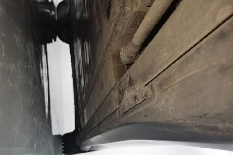 Used Nio ET5T 2024 75kWh Touring Left Side Sill