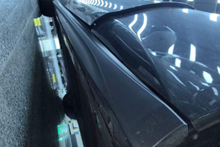 Used Nio ET5T 2024 75kWh Touring Left Side Sill