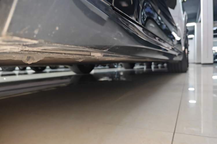 Used Nio ET5T 2024 75kWh Touring Left Side Sill