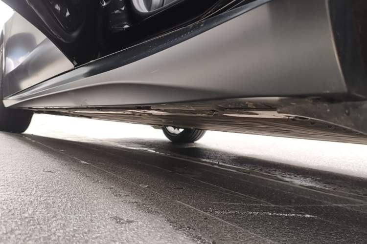 Used Nio ET5T 2024 75kWh Touring Left Side Sill