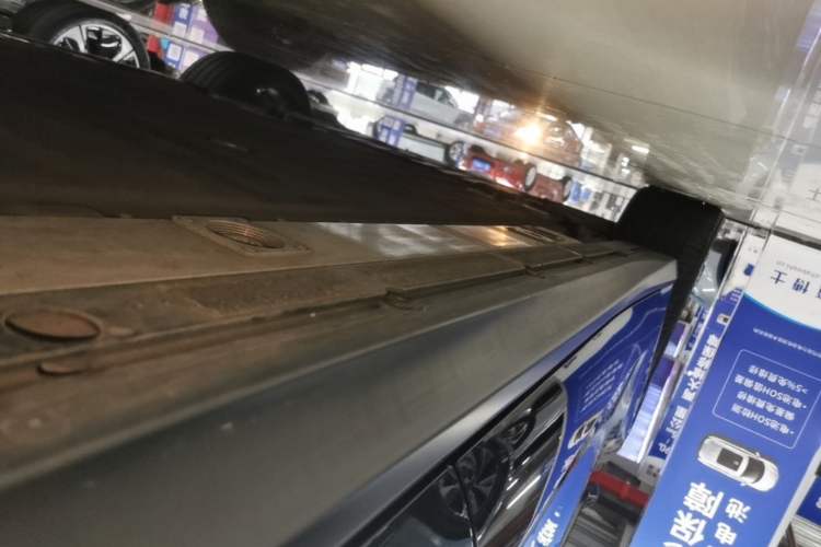 Used Nio ET5T 2024 75kWh Touring Left Side Sill