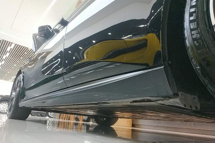 Used Nio ET5T 2024 75kWh Touring Left Side Sill