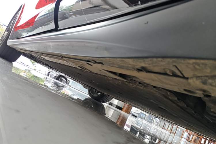 Used Nio ET5T 2024 75kWh Touring Left Side Sill