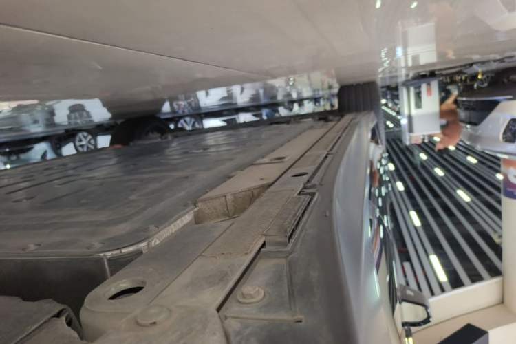 Used Nio ET5T 2024 75kWh Touring Left Side Sill
