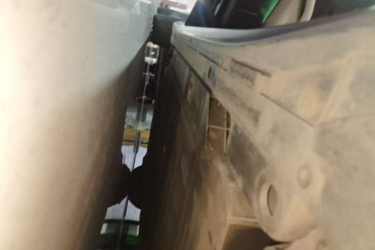 Used Nio ET5T 2024 75kWh Touring Left Side Sill