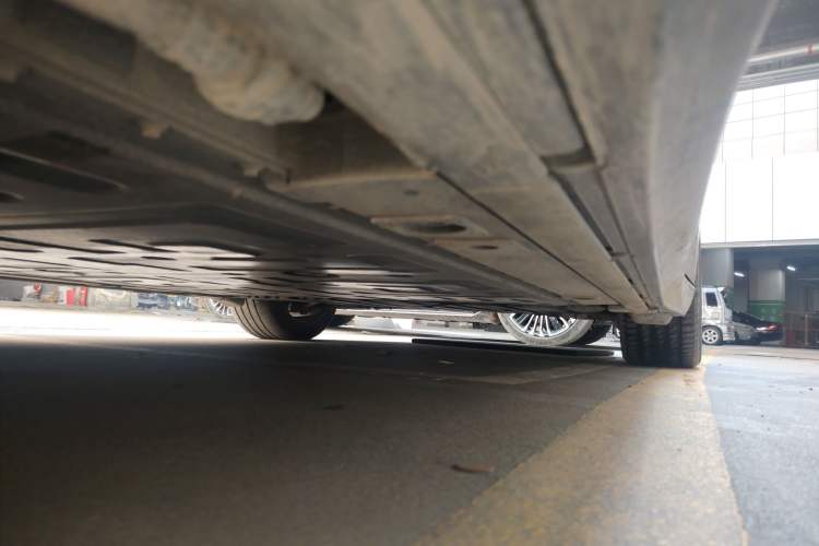 Used Nio ET5T 2024 75kWh Touring Left Side Sill