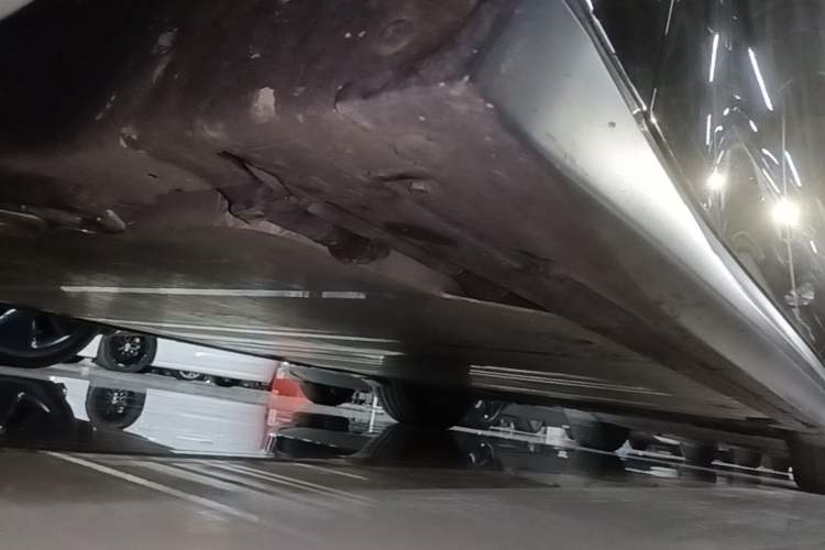 Used Nio ET5T 2024 75kWh Touring Left Side Sill