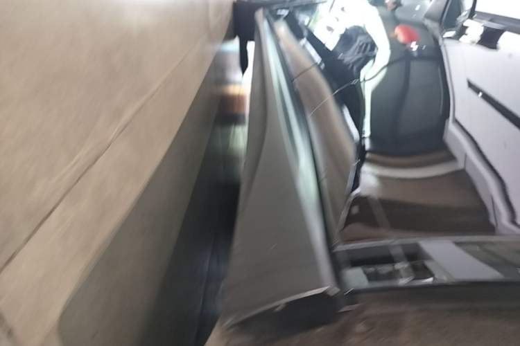 Used Nio ET5T 2024 75kWh Touring Left Side Sill