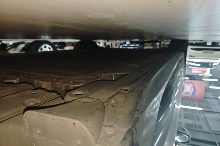 Used Nio ET5T 2024 75kWh Touring Left Side Sill