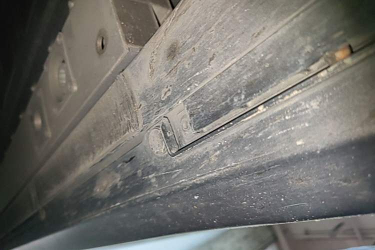 Used Nio ET5T 2024 75kWh Touring Left Side Sill