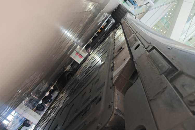 Used Nio ET5T 2024 75kWh Touring Left Side Sill