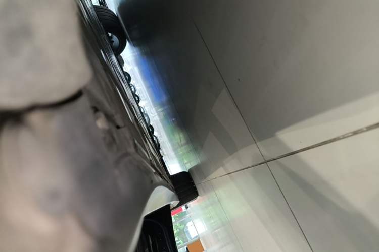 Used Nio ET5T 2024 75kWh Touring Left Side Sill