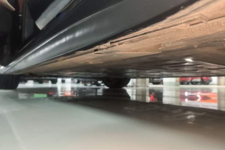 Used Nio ET5T 2024 75kWh Touring Left Side Sill